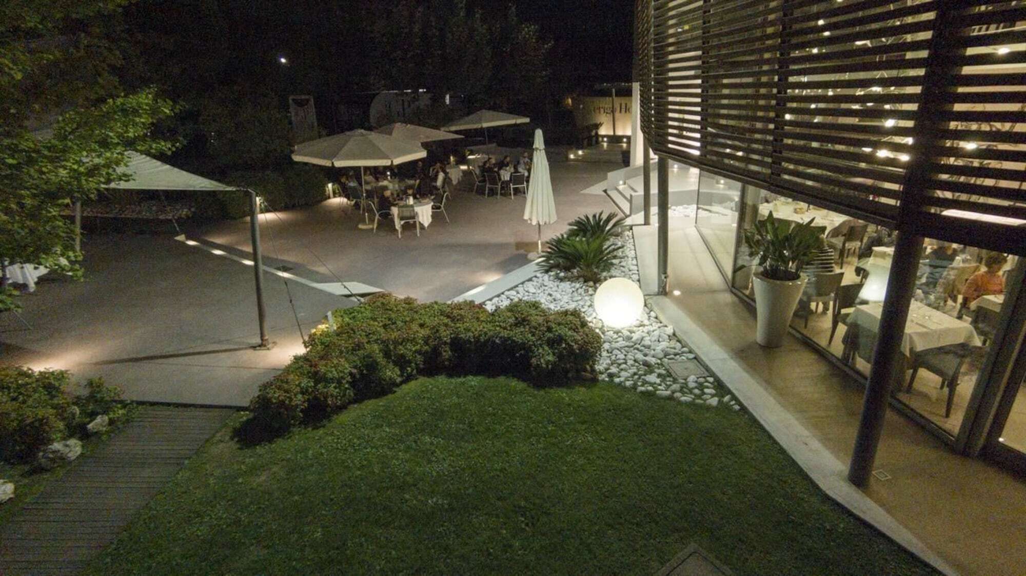 Inverigo Hotel Exterior photo