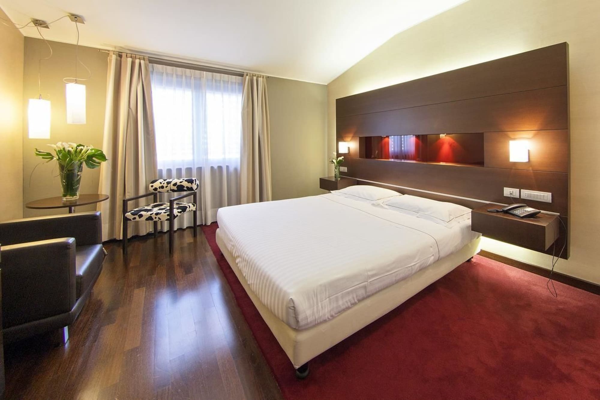 Inverigo Hotel Exterior photo
